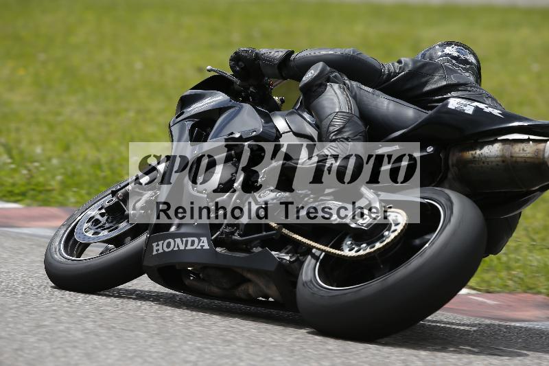 /Archiv-2024/26 31.05.2024 TZ Motorsport Training ADR/Gruppe rot/4